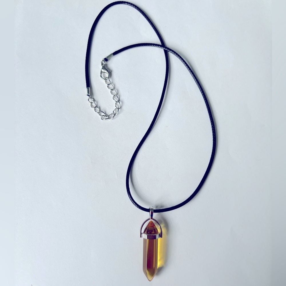 Citrine colour hexagonal chakra pendant on black leather cord necklace men women - Picture 2 of 3